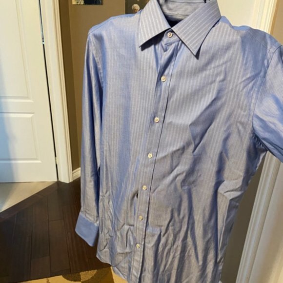 Tom Ford 100% Cotton Herringbone Dress Shirt in Size 43 EUC - Picture 2 of 15
